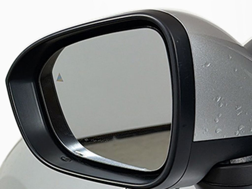 Used 2023 Silver Nissan SV image 26