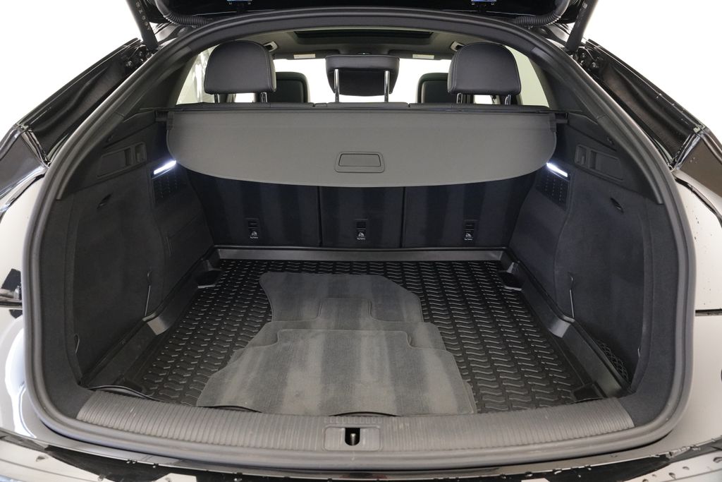 Thumbnail: 2023 Audi Q5 - 14