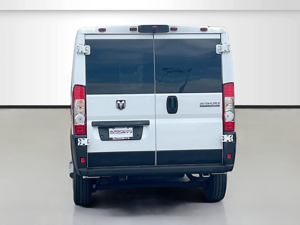 Used 2025 White Ram Base image 6
