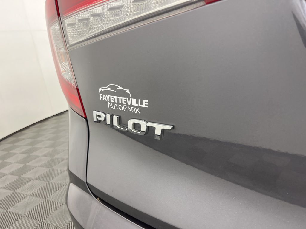 Thumbnail: 2020 Honda Pilot - 23