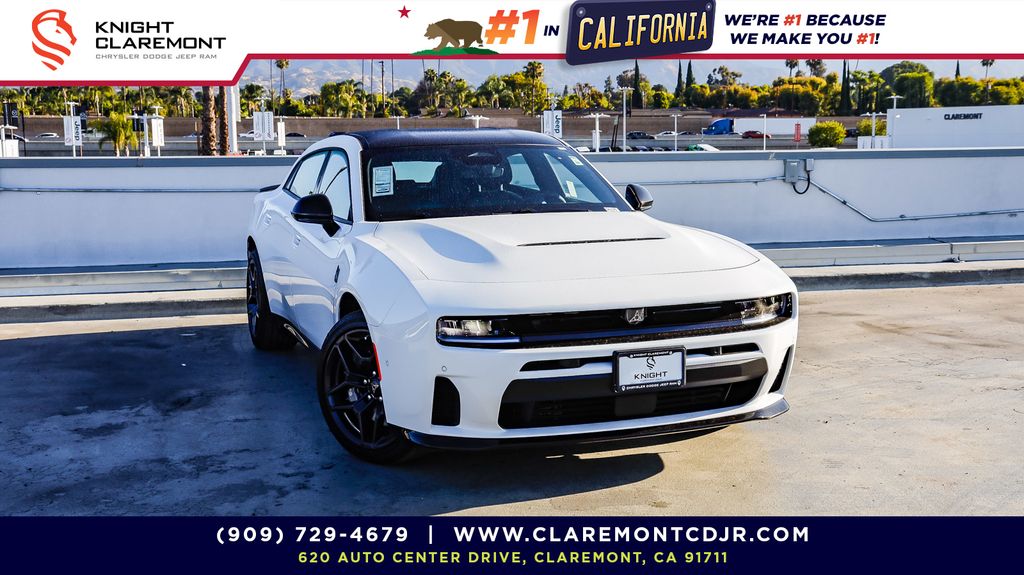 Bright White Clearcoat 2026 Dodge Charger Scat Pack Sedan AWD Sedan All-Wheel Drive 8-Speed Automatic