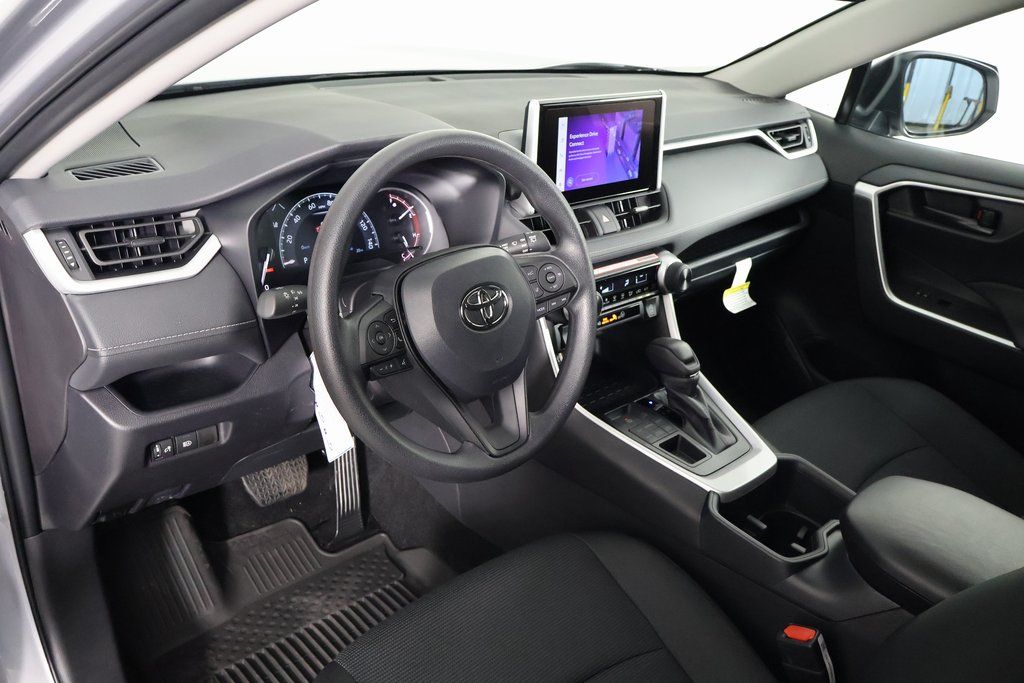 Thumbnail: 2025 Toyota RAV4 - 7