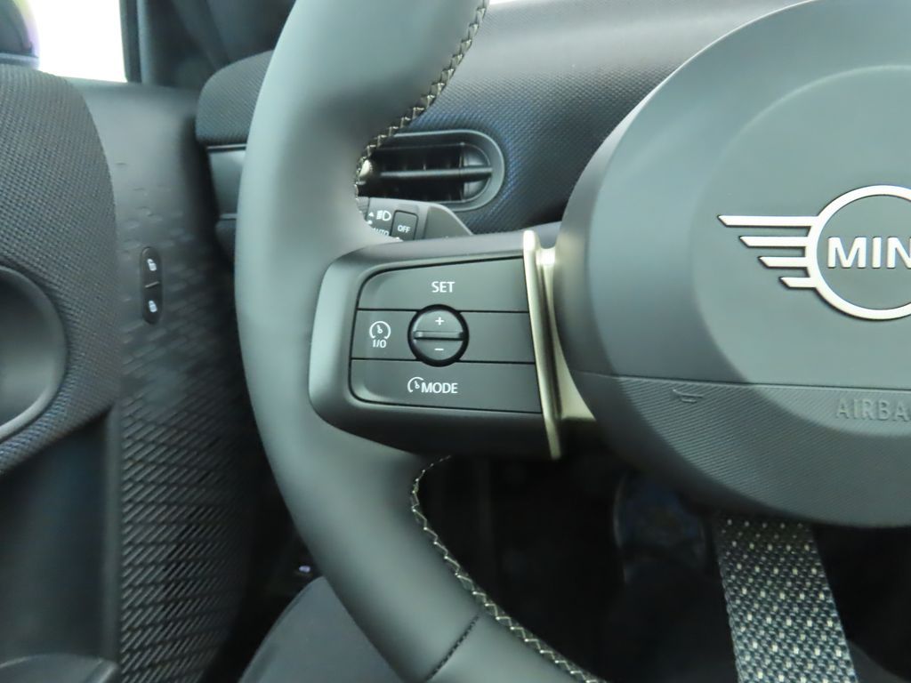 Thumbnail: 2026 MINI Cooper - 12