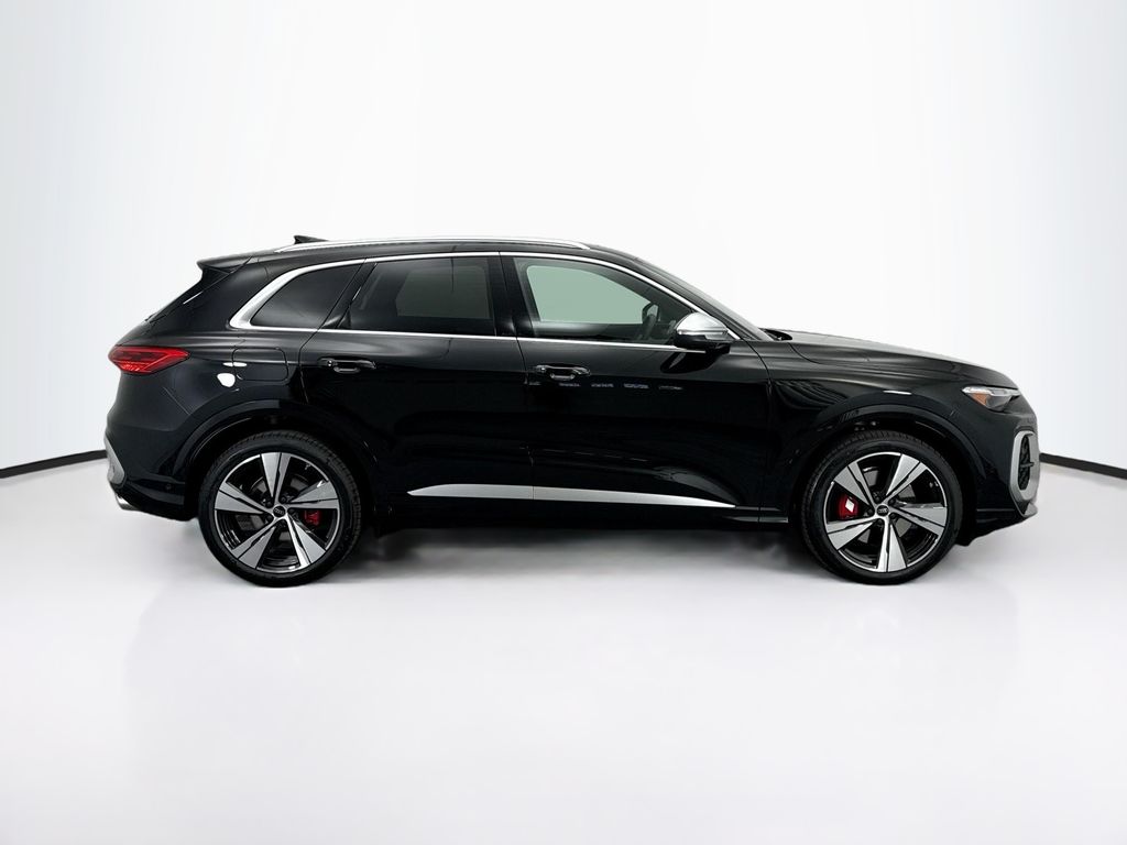 Thumbnail: 2025 Audi SQ5 - 4