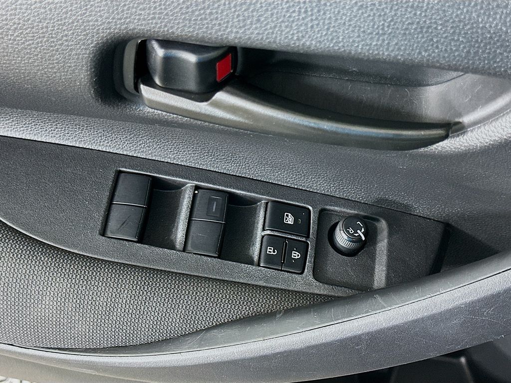 2024 Toyota Corolla LE 17