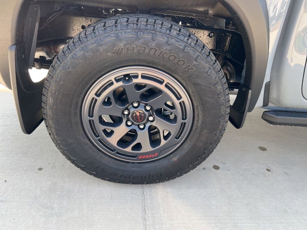2025 Boulder Gray Pearl Nissan Frontier PRO-4X 4X4 Truck