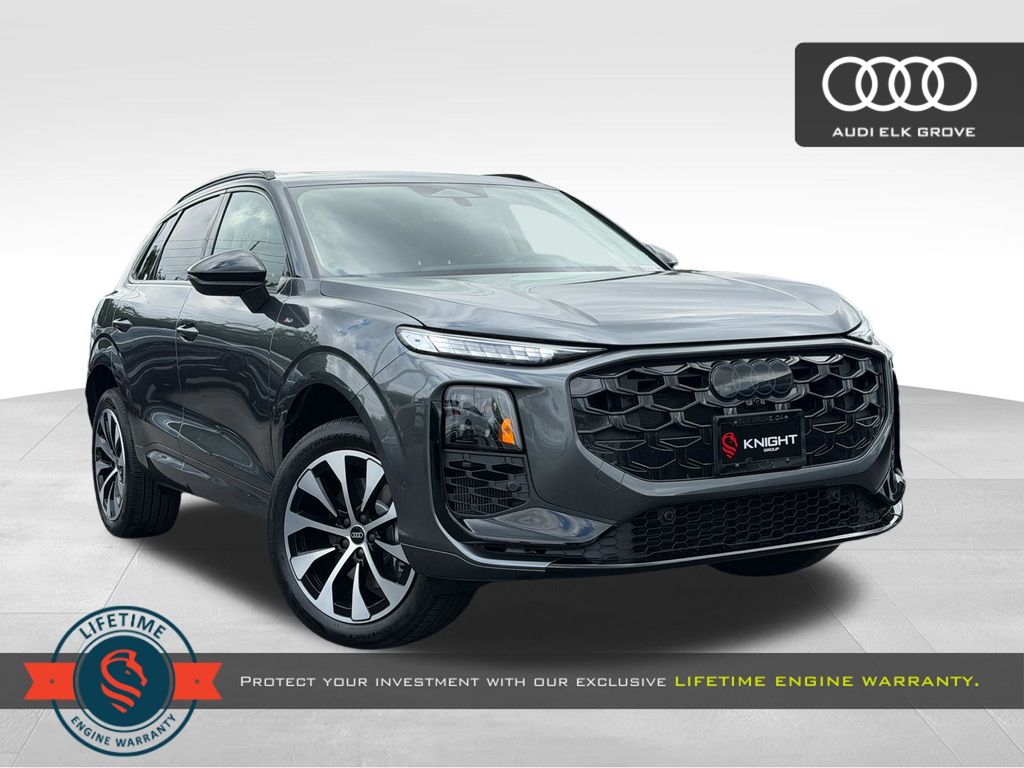 Daytona Gray Pearl Effect 2026 Audi Q3 SUV / Crossover All-Wheel Drive 7-Speed Automatic