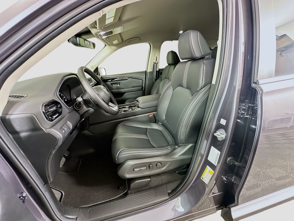 Thumbnail: 2025 Honda Pilot - 15