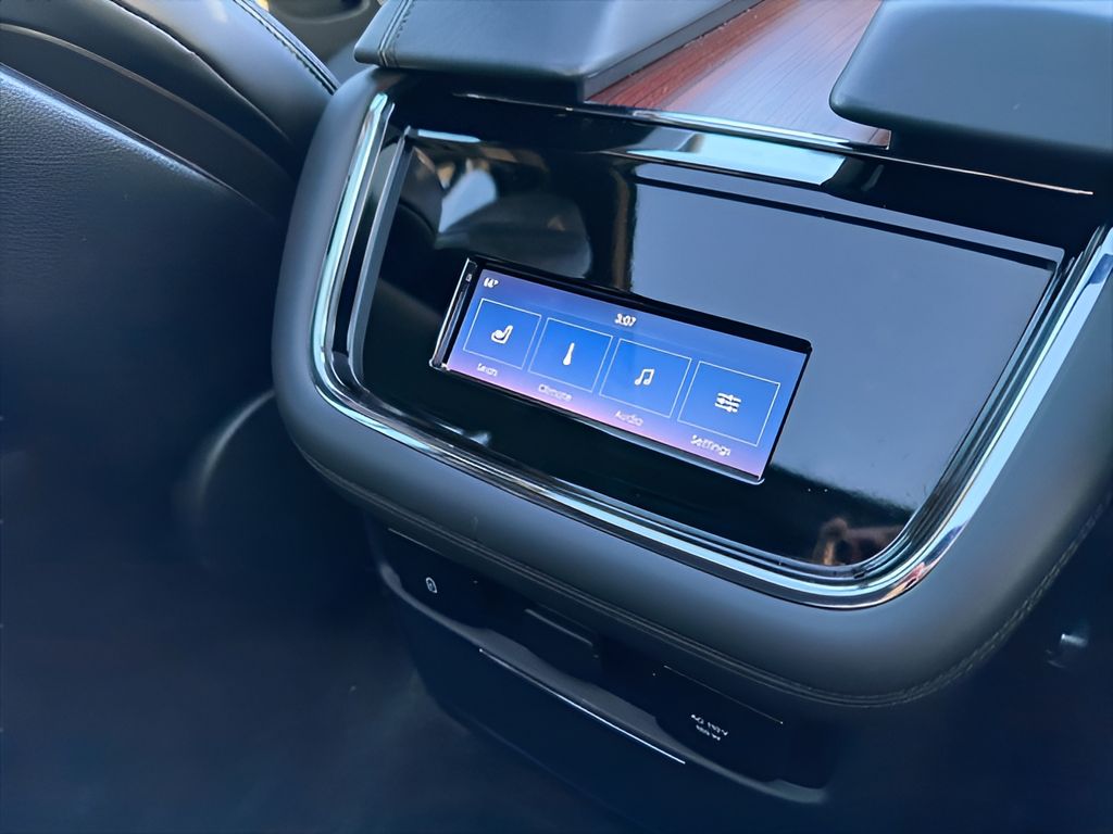 2024 Lincoln Navigator