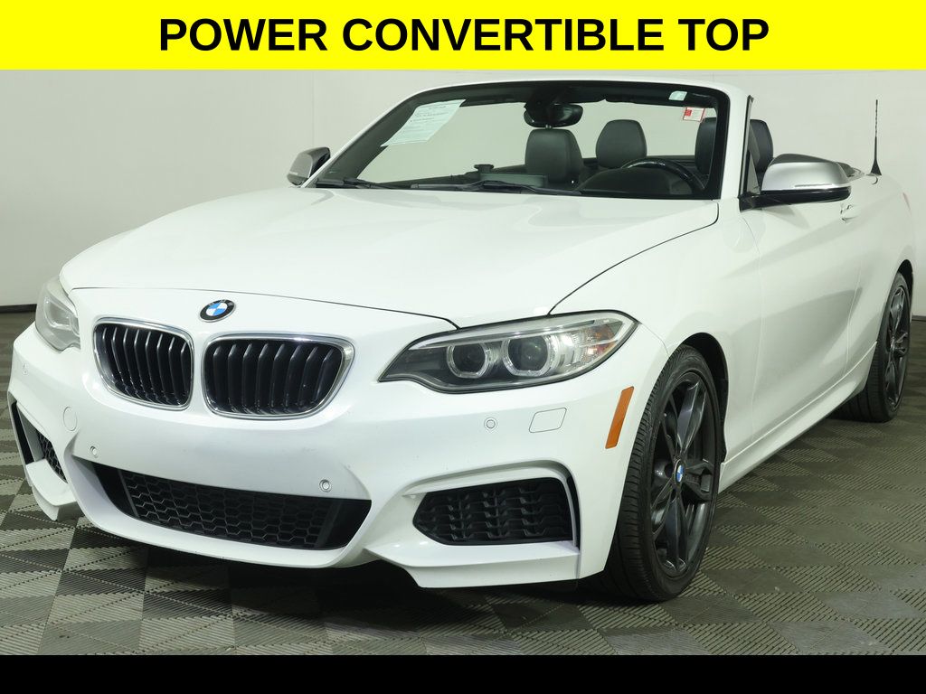 Alpine White 2016 BMW 2 Series Convertible Rear-Wheel Drive 8-Speed Automatic