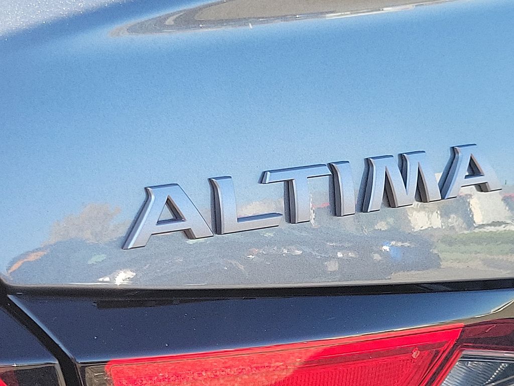 Thumbnail: 2025 Nissan Altima - 5