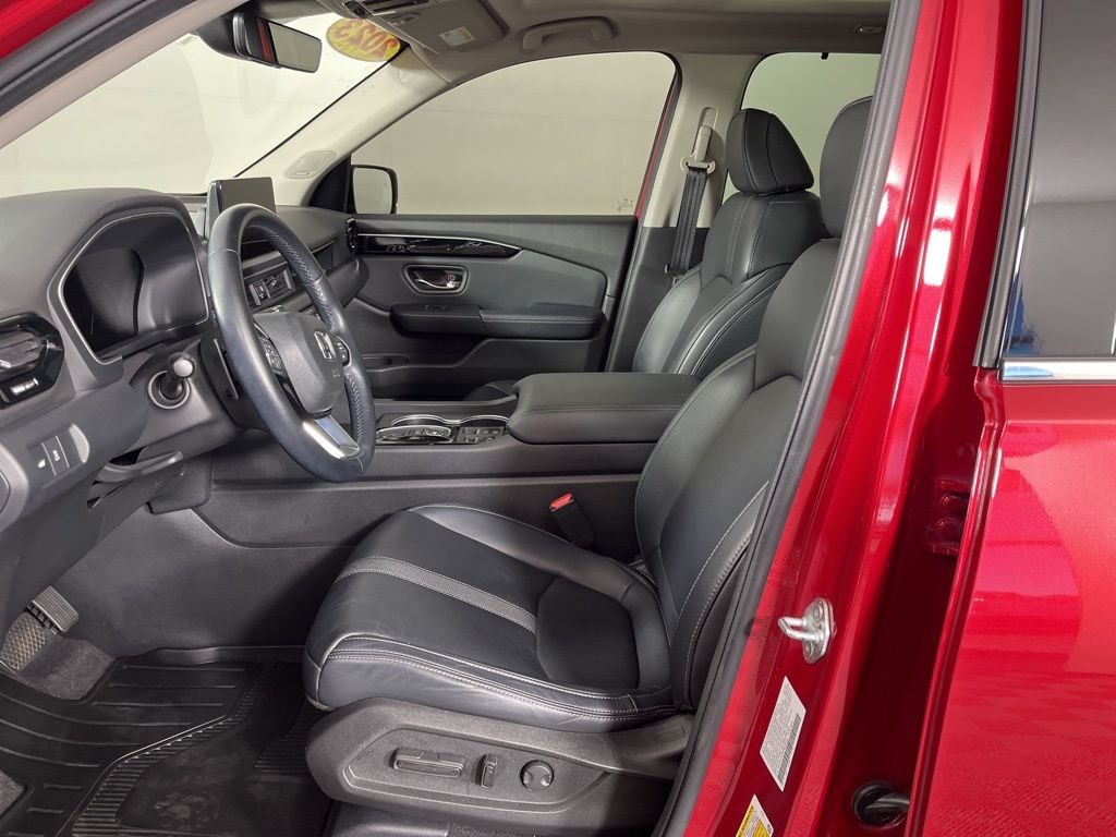 Thumbnail: 2023 Honda Pilot - 23