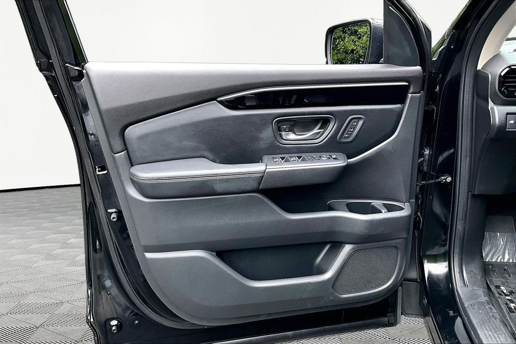 Used 2023 Honda Pilot SUV
