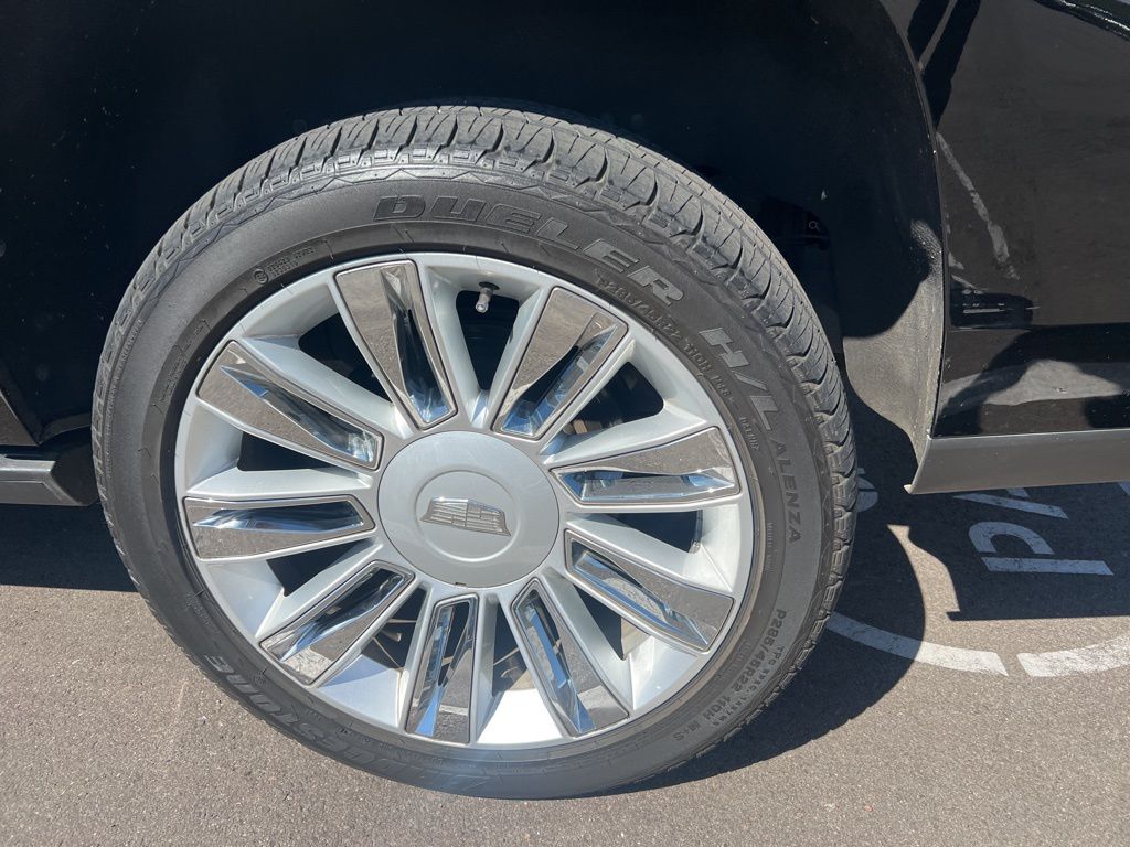 Thumbnail: 2019 Cadillac Escalade - 6