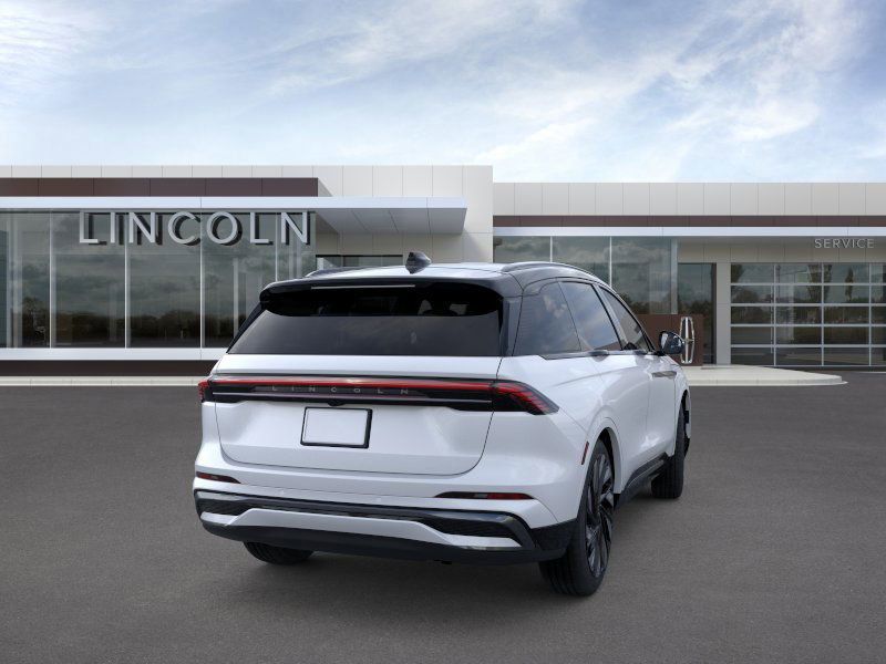 New 2026 White Platinum Metallic Tri-Coat Lincoln Reserve image 8