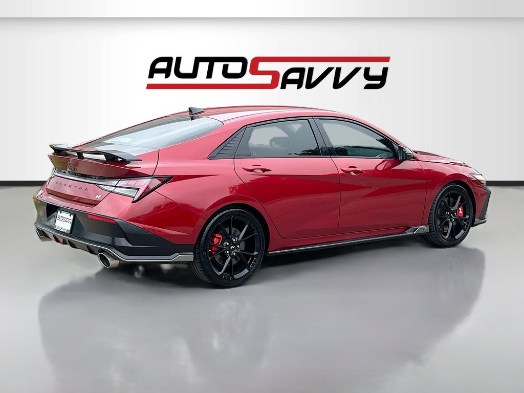 Used 2025 Red Hyundai Base image 7