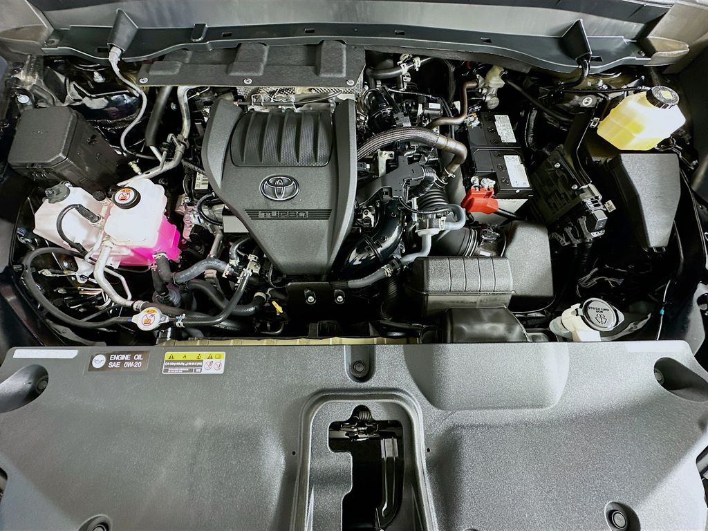 Thumbnail: 2025 Toyota Grand Highlander - 31