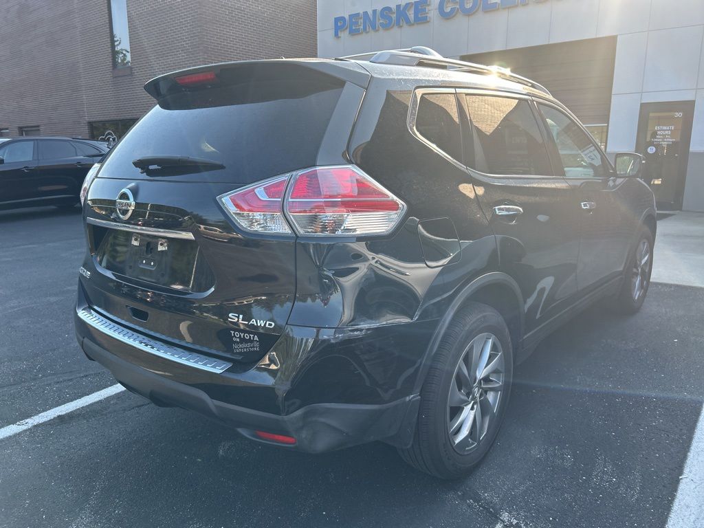 Thumbnail: 2015 Nissan Rogue - 3