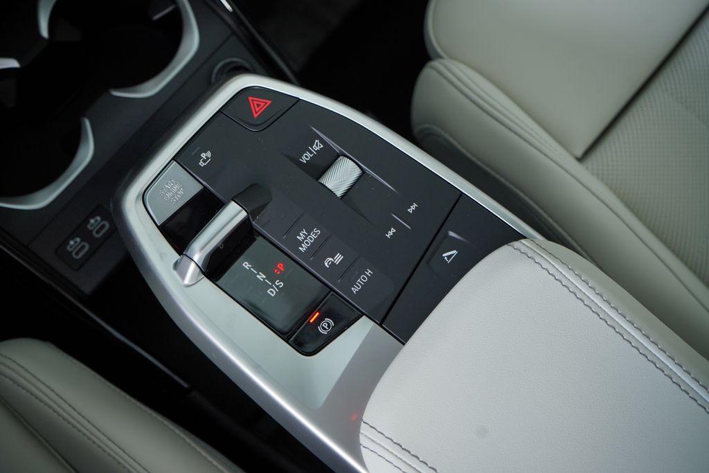 Thumbnail: 2026 BMW X2 - 18