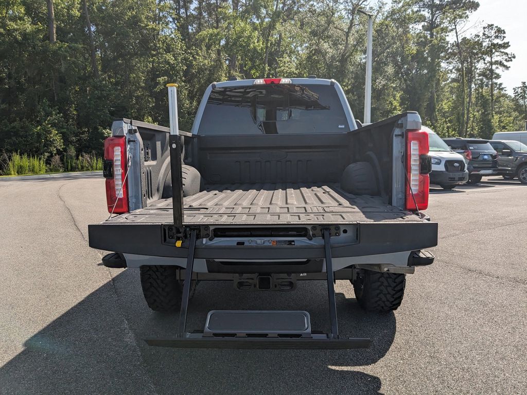 2025 Ford F-250 Super Duty Lariat