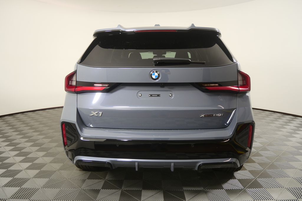 Thumbnail: 2027 BMW X1 - 4