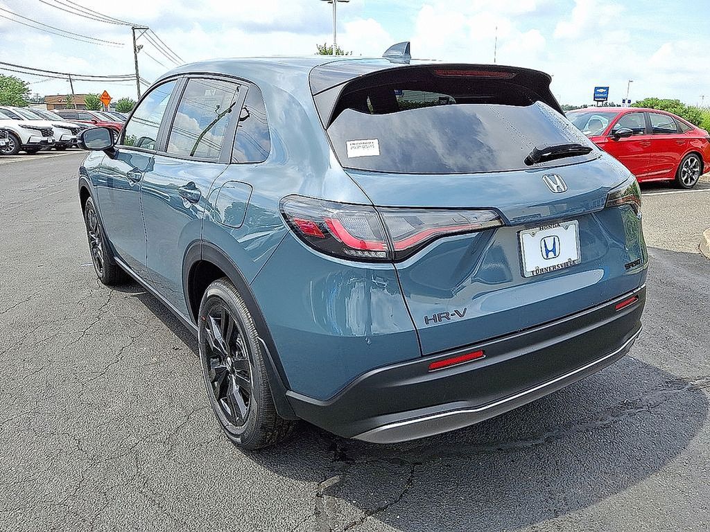 Thumbnail: 2026 Honda HR-V - 3
