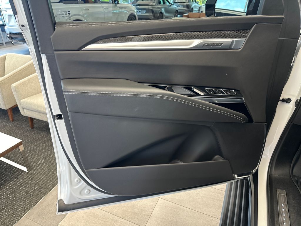 Used Car 2025 Cadillac Escalade  V-series For Sale Under $200,000 In Austin, Texas