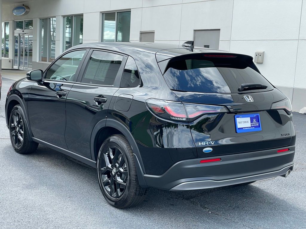 2025 Honda HR-V Sport 4
