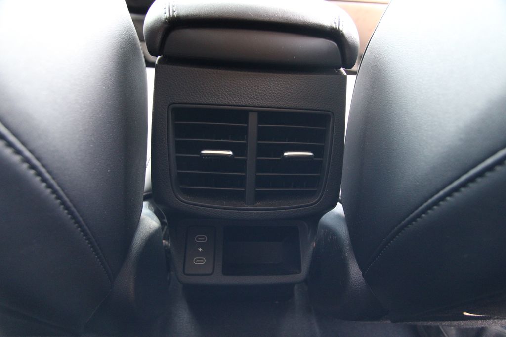 Used 2024 Kia Seltos SUV