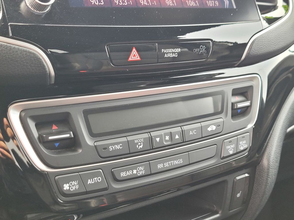 Used 2023  Honda Black Edition image 21