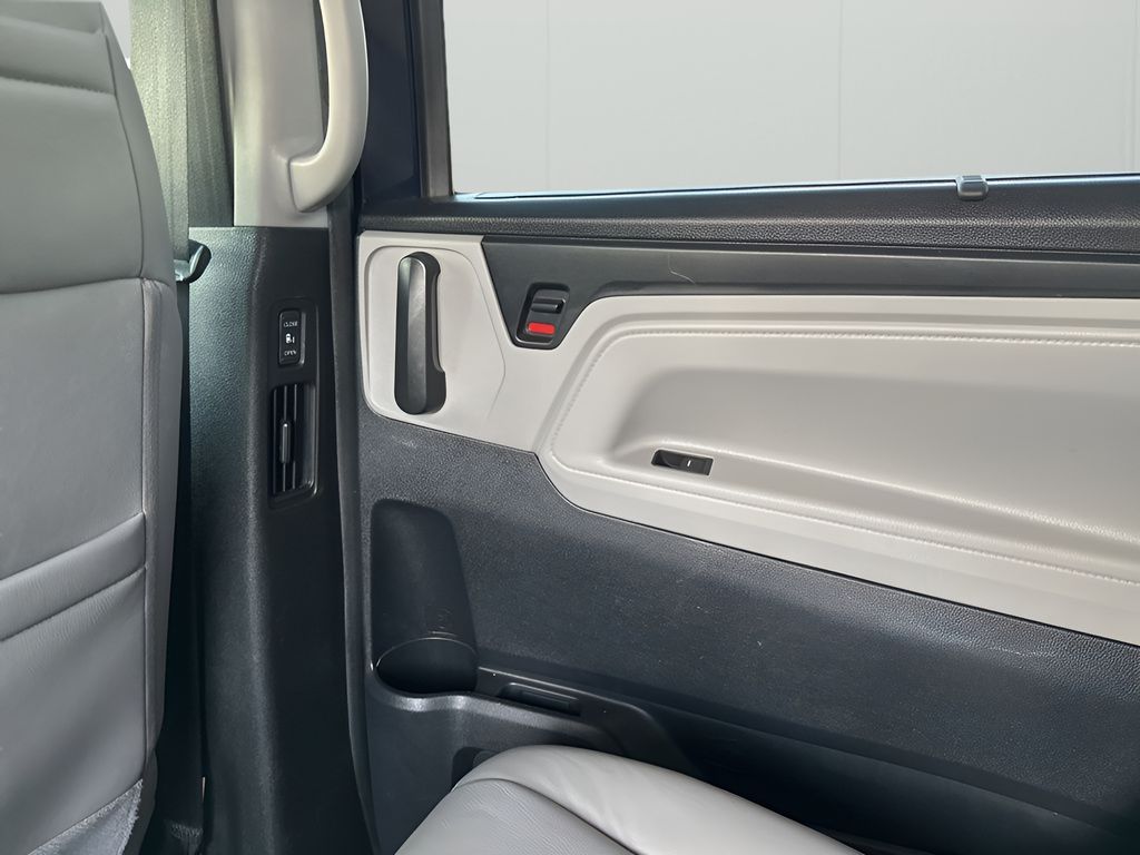 Used Car 2020 Honda Odyssey  Ex-l For Sale Under $30,000 In Austin, Texas