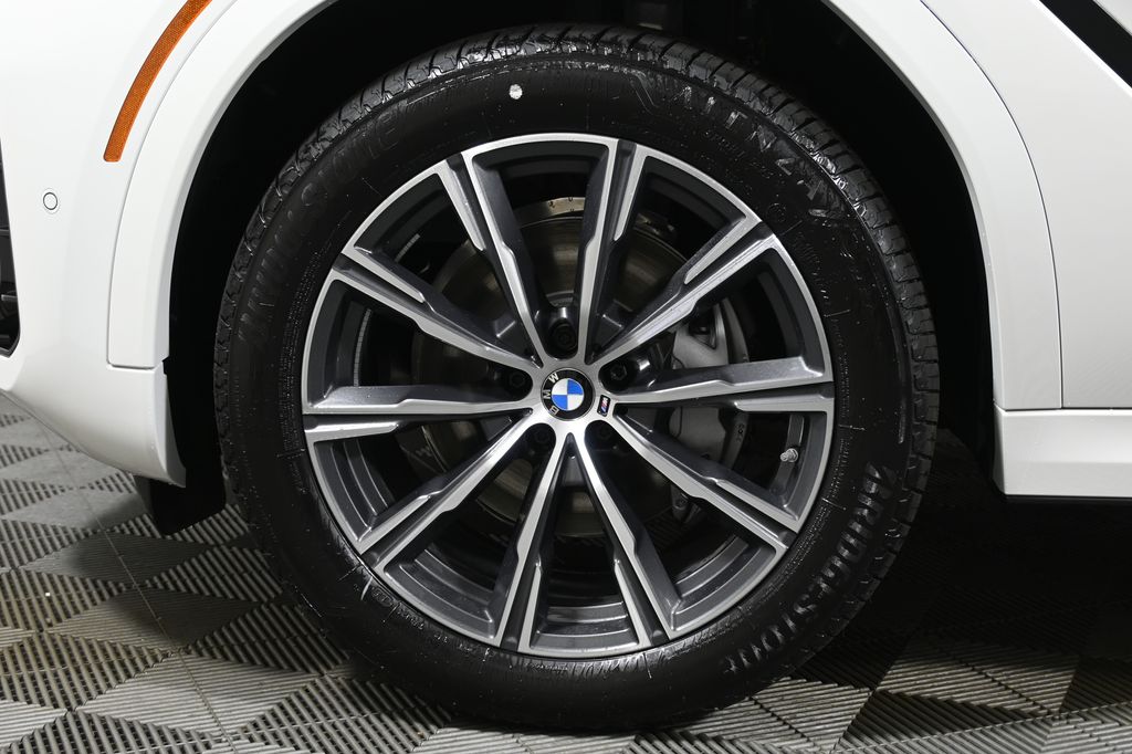 Thumbnail: 2026 BMW X6 - 12