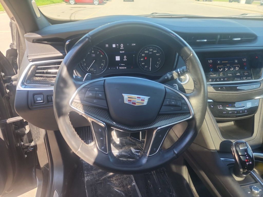 2021 Cadillac XT5 Sport 11