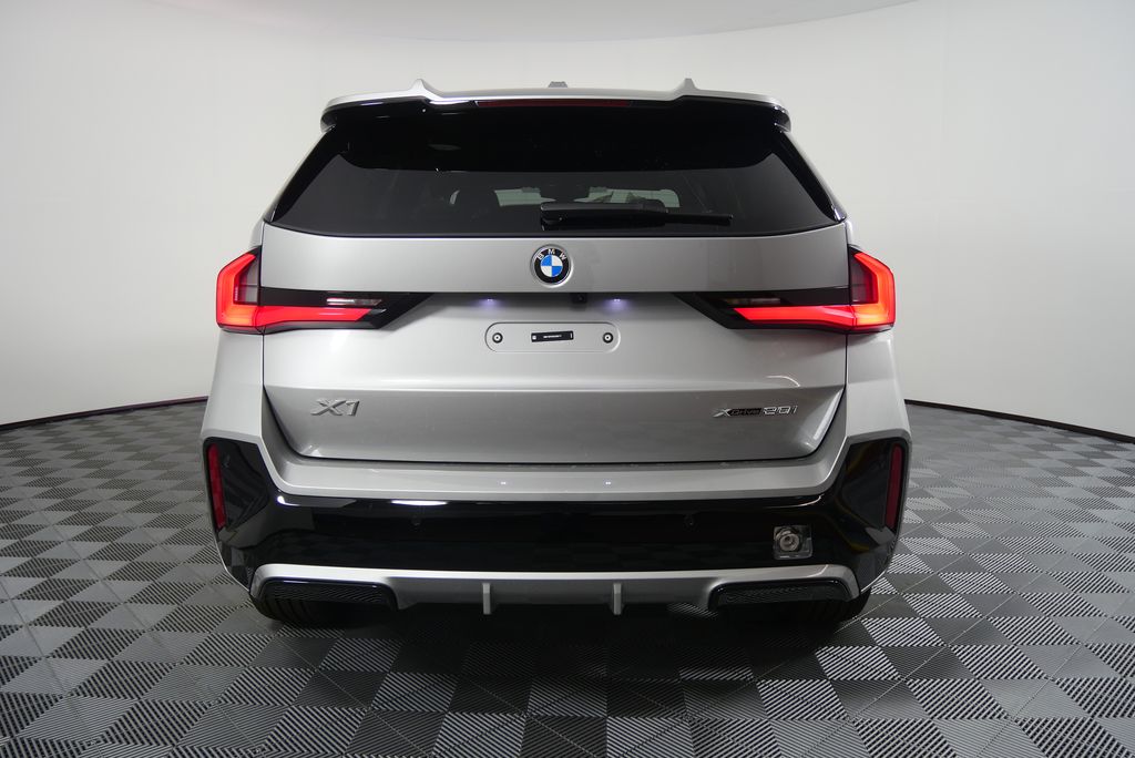 2025 BMW X1 xDrive28i 4