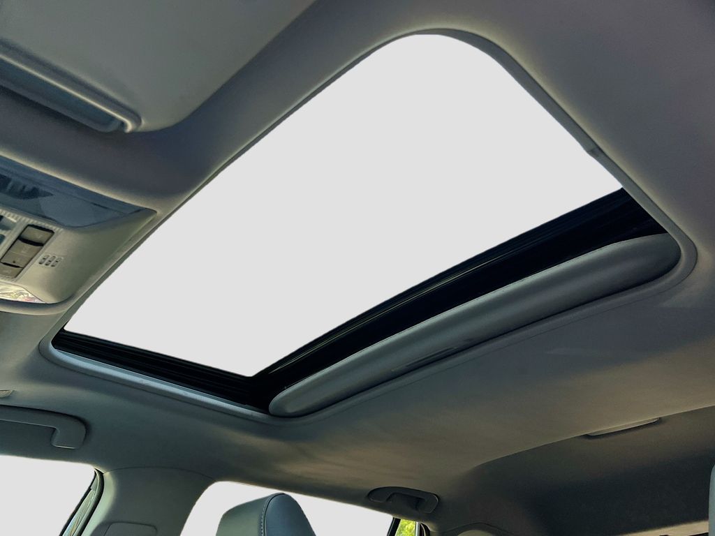 Used 2024 Blueprint Toyota XLE Premium image 22