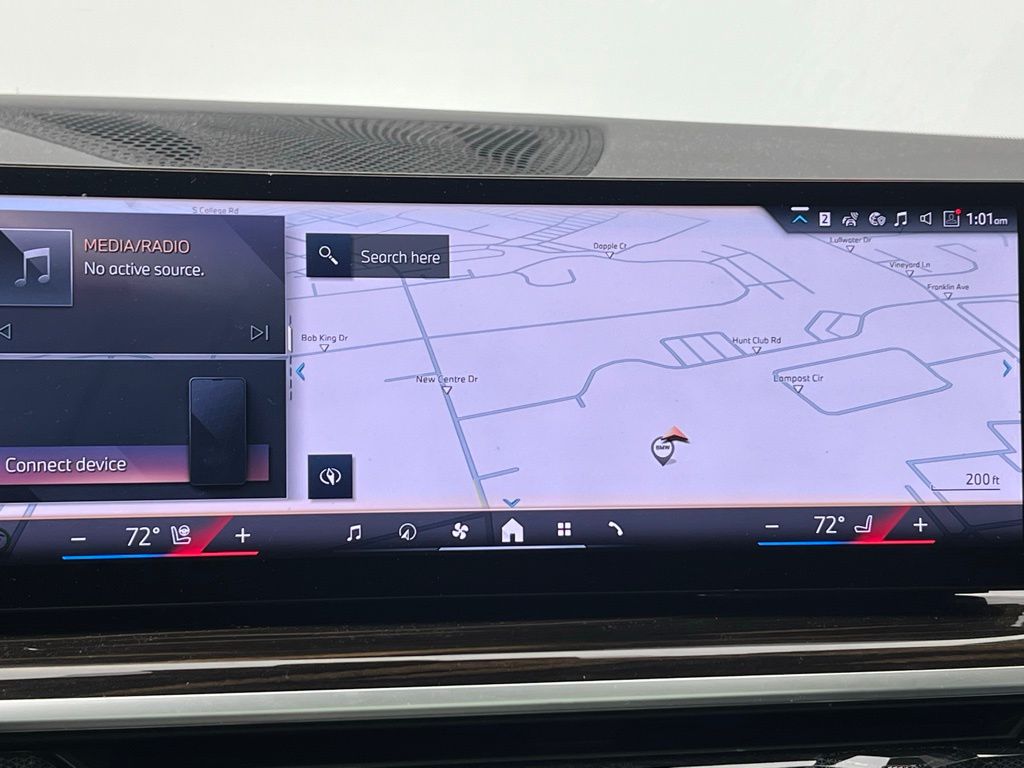 Thumbnail: 2025 BMW X7 - 14