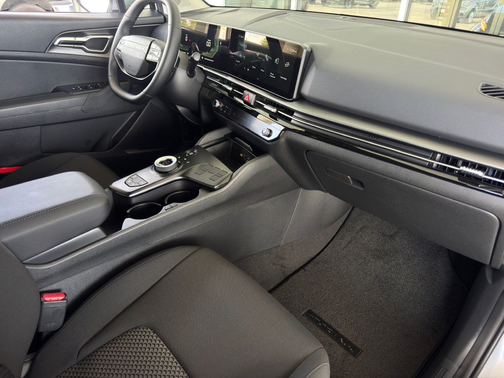 2026 Kia Sportage Hybrid LX Gray at Community Kia
