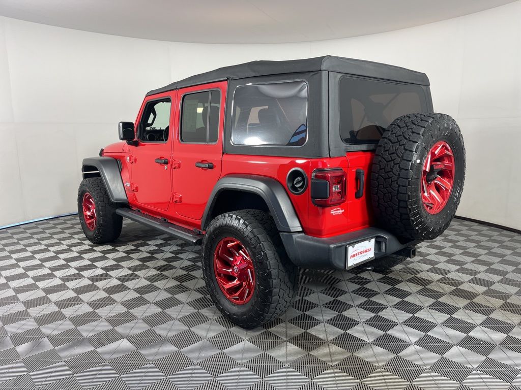 Thumbnail: 2021 Jeep Wrangler - 11