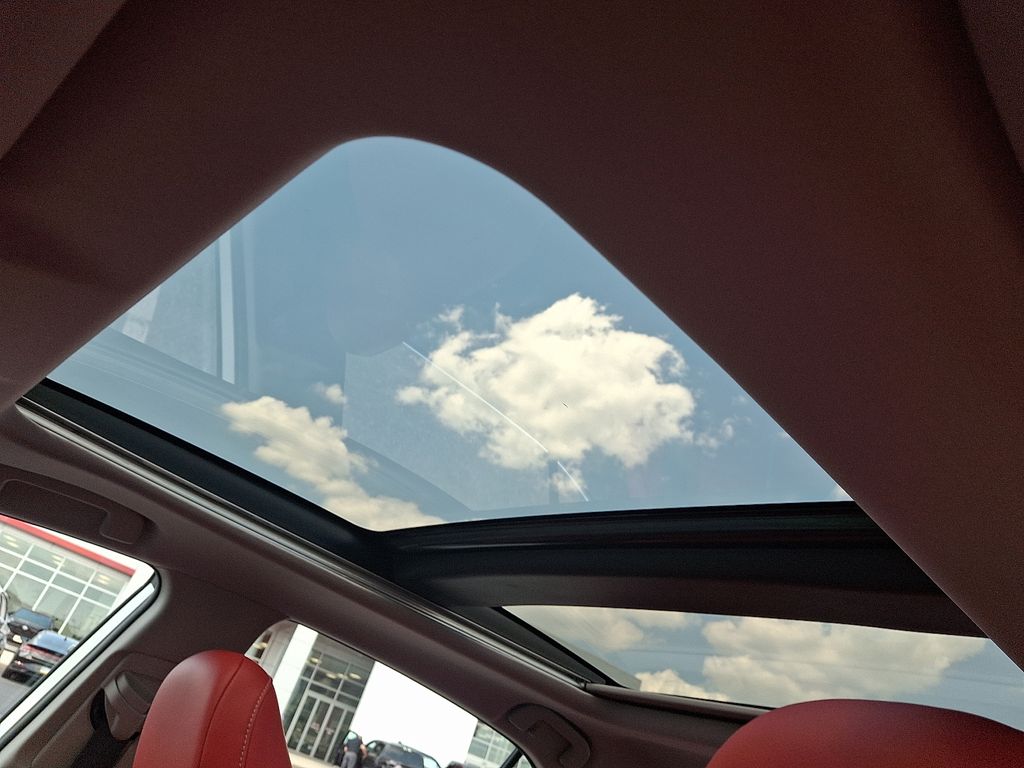 Thumbnail: 2020 Toyota Camry - 14