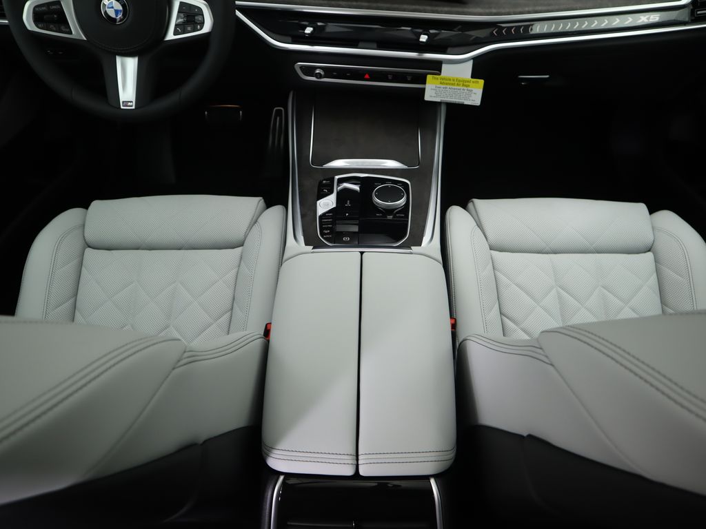 Thumbnail: 2026 BMW X5 - 17
