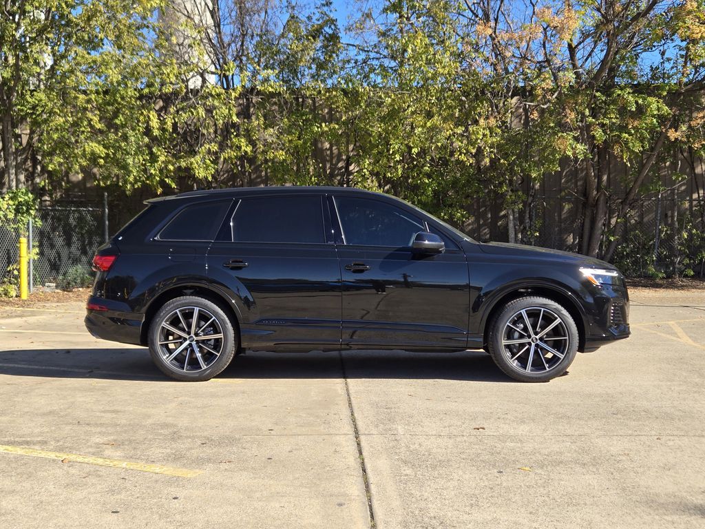 new 2026 Audi Q7 car, priced at $73,140