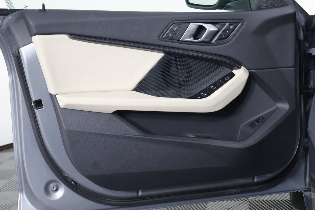 Thumbnail: 2023 BMW 2 Series - 12
