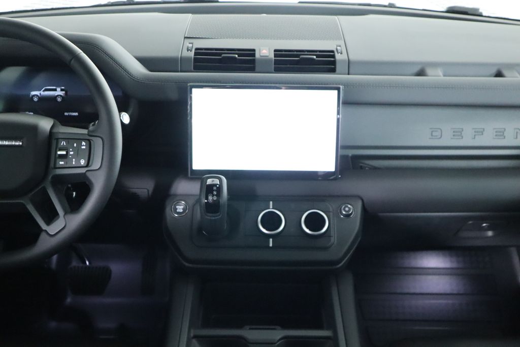 2025 Land Rover Defender 110 15