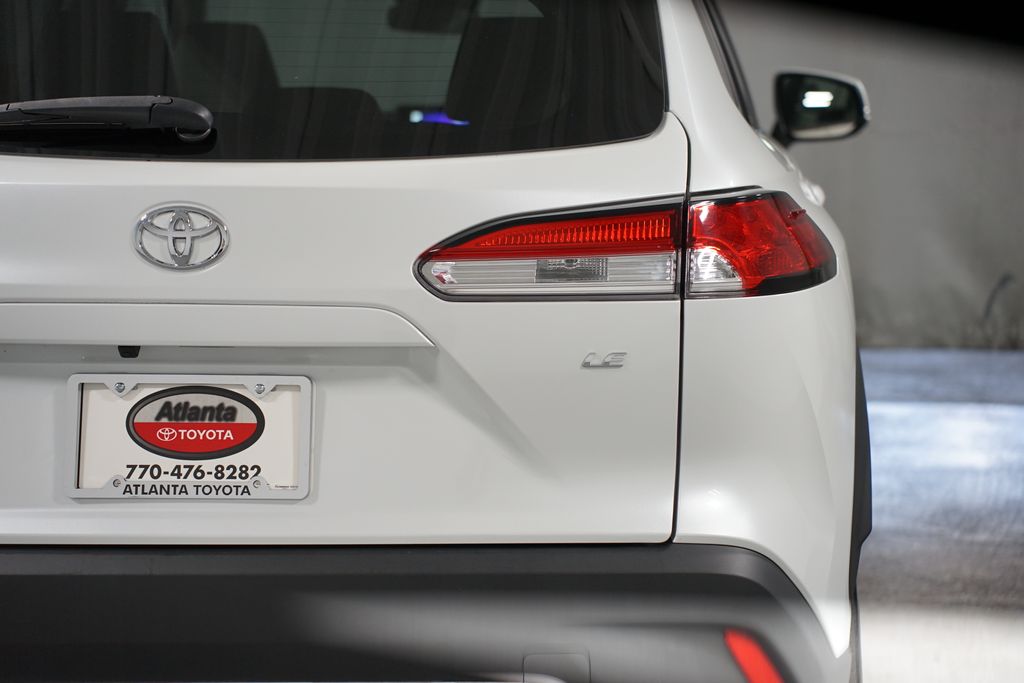 Thumbnail: 2023 Toyota Corolla Cross - 10
