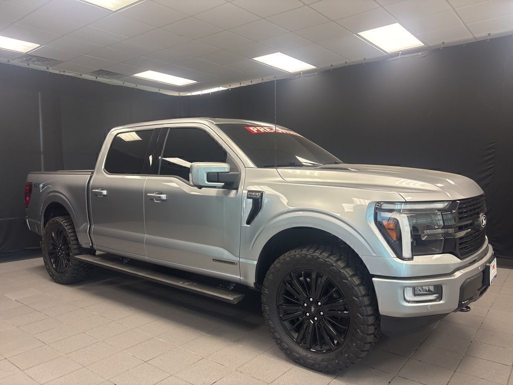 2025 Ford F-150 Platinum SuperCrew 4WD