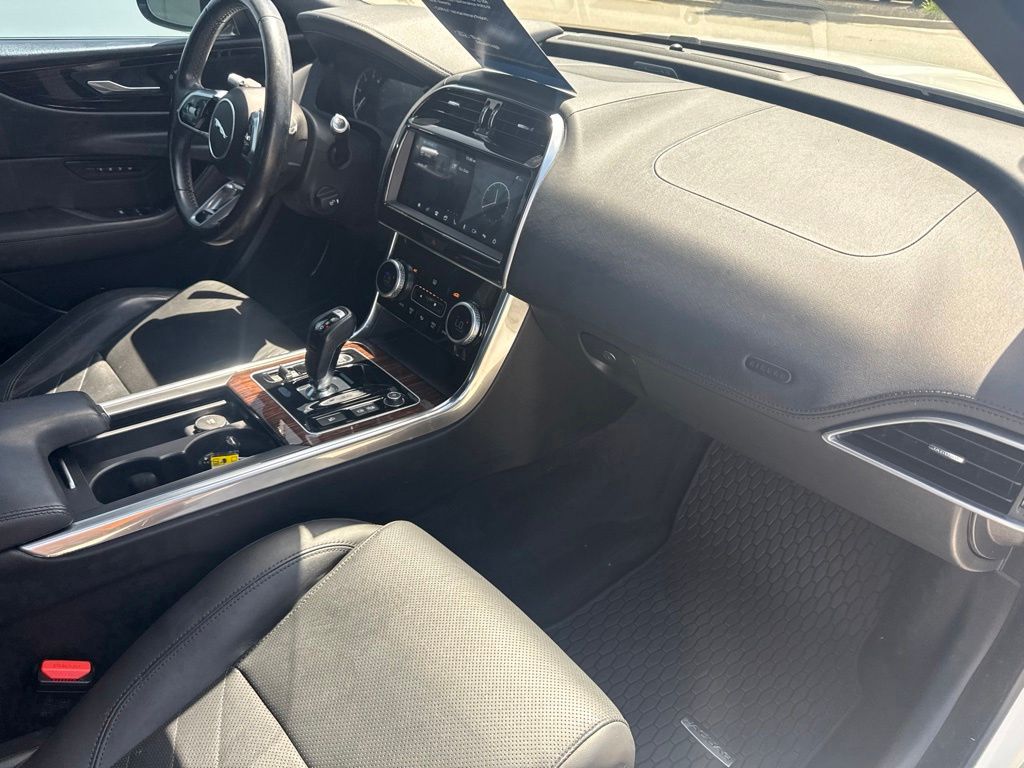 2020 Jaguar XE S AWD Automatic