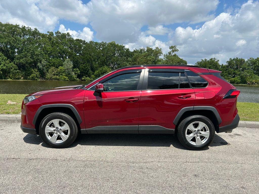 Thumbnail: 2020 Toyota RAV4 - 2