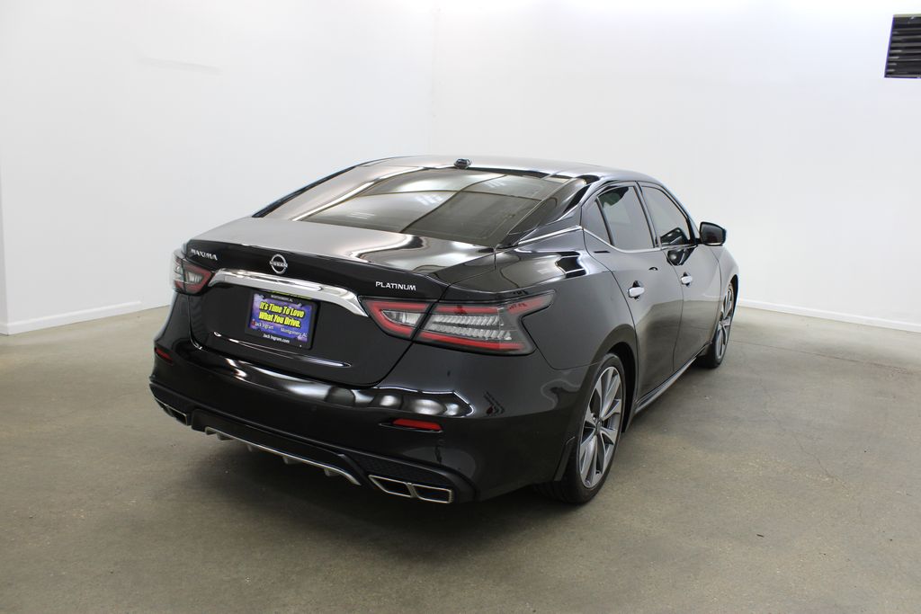 used 2023 Nissan Maxima car