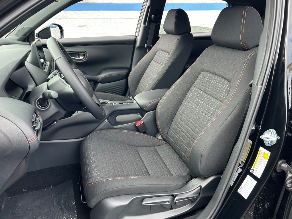 Thumbnail: 2027 Honda HR-V - 16