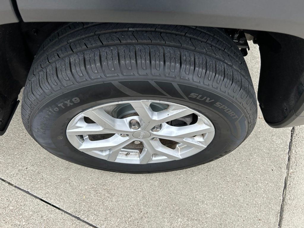 Used 2023 Jeep Grand Cherokee SUV